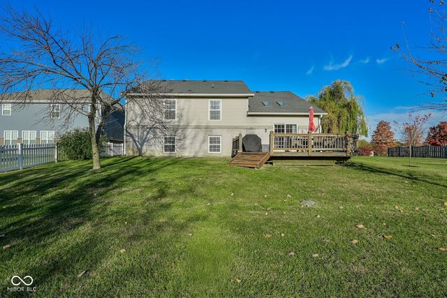 7153 N Chelmsford Drive, Mccordsville, IN 46055