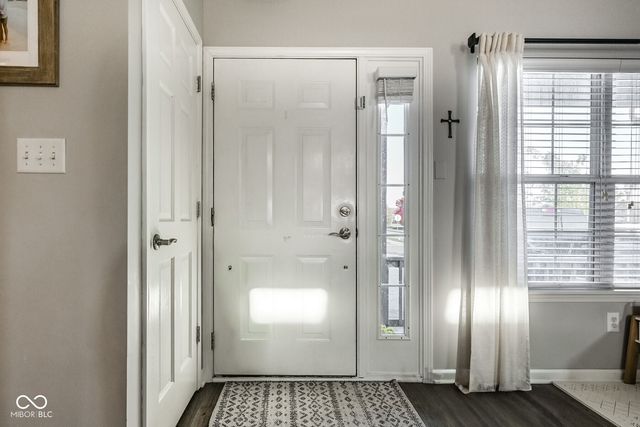 7153 N Chelmsford Drive, Mccordsville, IN 46055