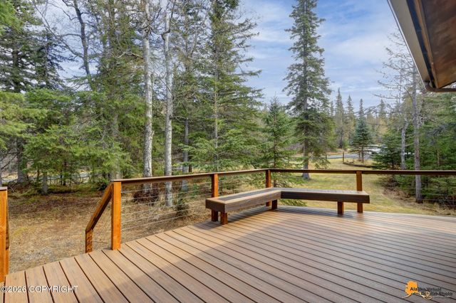 6550 Farpoint Drive, Anchorage, AK 99507
