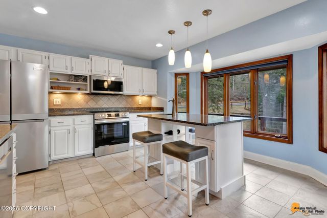 6550 Farpoint Drive, Anchorage, AK 99507