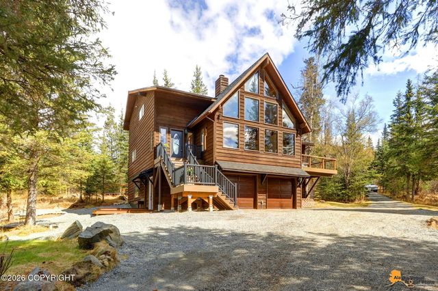 6550 Farpoint Drive, Anchorage, AK 99507