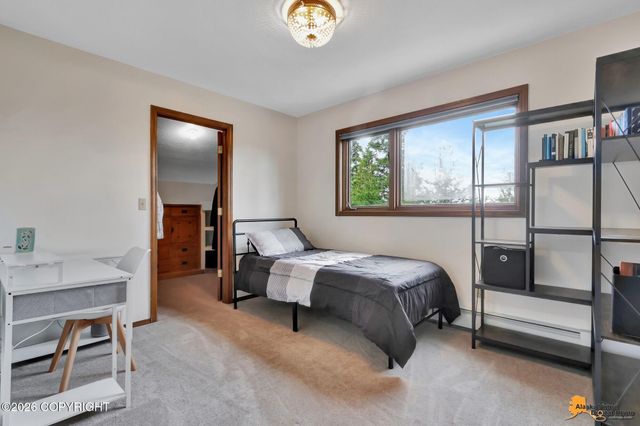 6550 Farpoint Drive, Anchorage, AK 99507