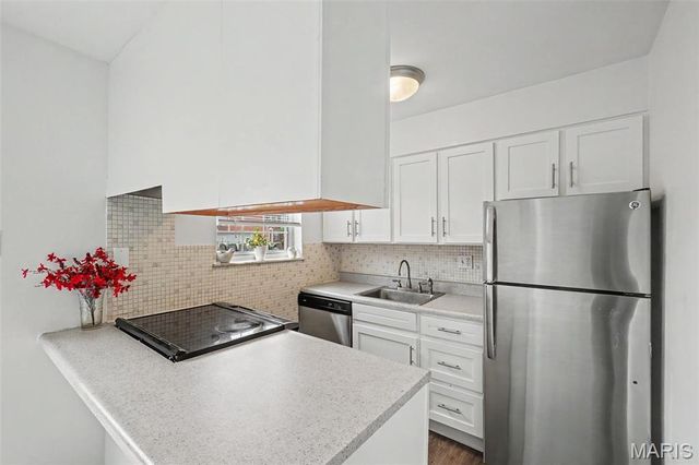 1223 Clarkson Court 1223, Ballwin, MO 63011