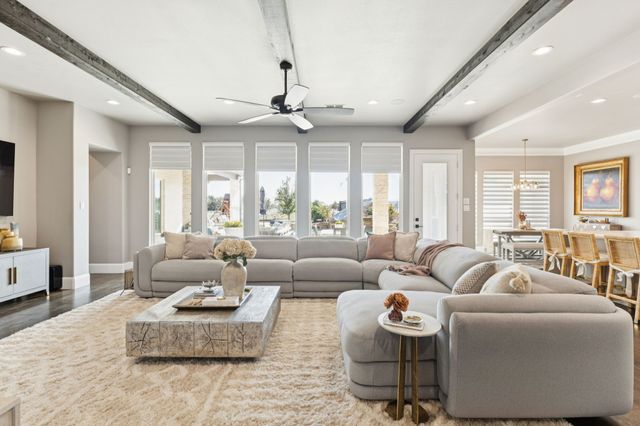 2025 Greenway Crossing Drive, Haslet, TX 76052