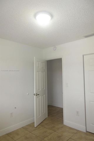 5461 W 24th Ave 67, Hialeah, FL 33016