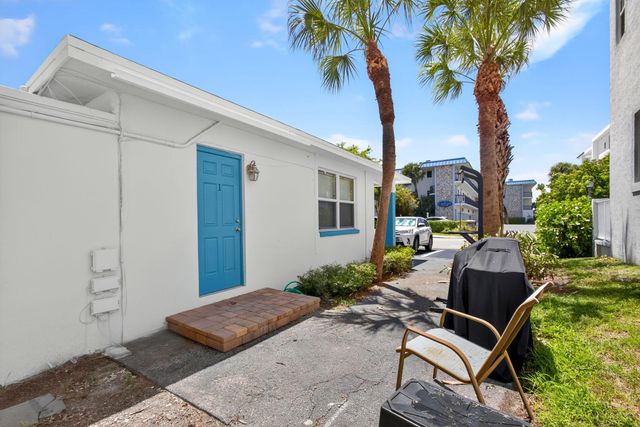 343 Bamboo Road 1-4, Palm Beach Shores, FL 33404
