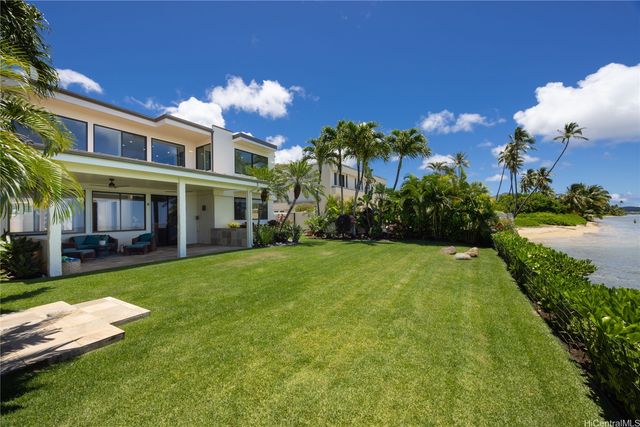 5811 Kalanianaole Highway, Honolulu, HI 96821