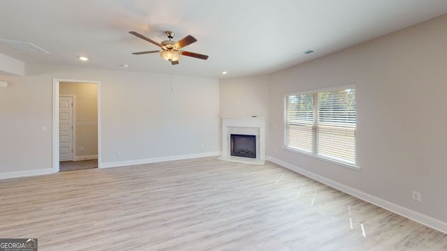 1033 Holliday Pass, Griffin, GA 30223