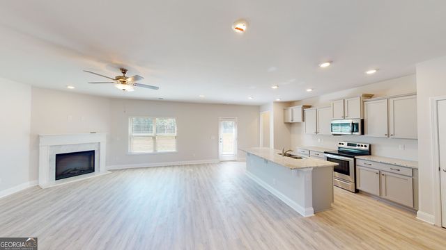 1033 Holliday Pass, Griffin, GA 30223