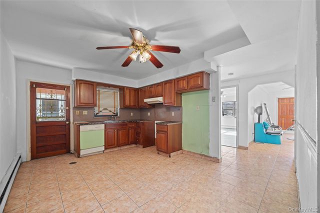 1815 Mahan Avenue, Bronx, NY 10461