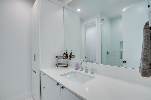 5710 N Miller Avenue, Oklahoma City, OK 73112