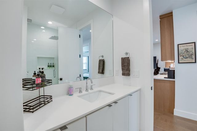 5710 N Miller Avenue, Oklahoma City, OK 73112