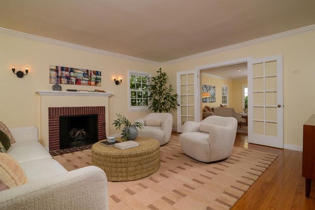 1841 11th Ave, Sacramento, CA 95818