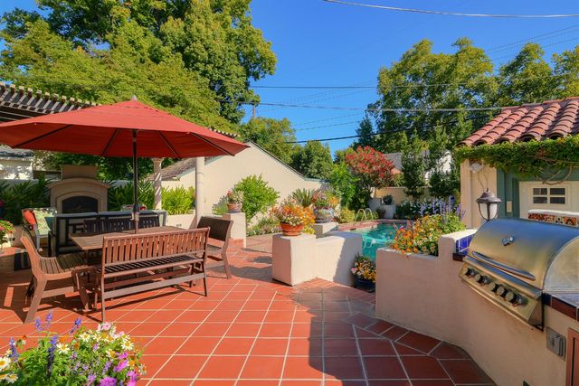 1841 11th Ave, Sacramento, CA 95818