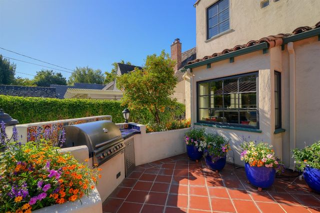 1841 11th Ave, Sacramento, CA 95818