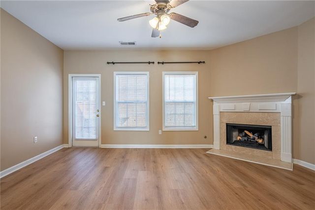 32 Brookvalley W Court, Dallas, GA 30157