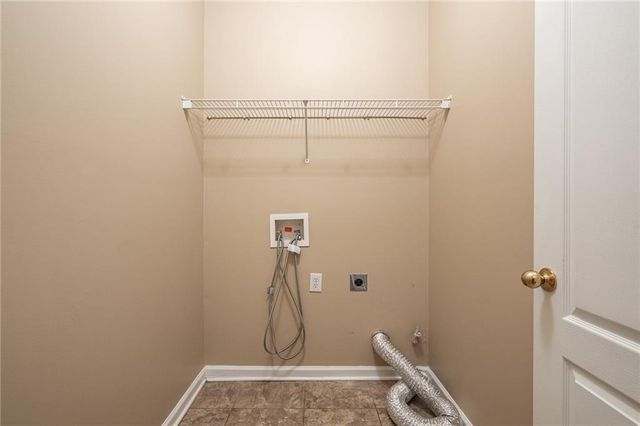 32 Brookvalley W Court, Dallas, GA 30157