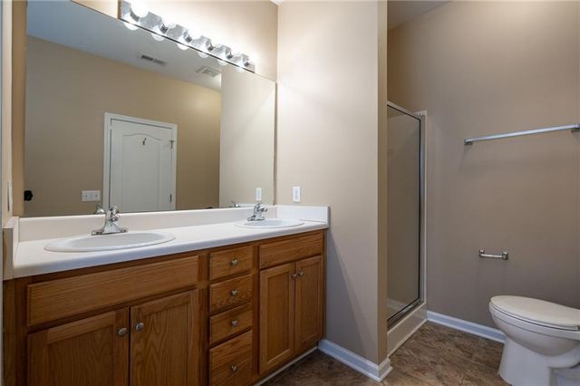 32 Brookvalley W Court, Dallas, GA 30157