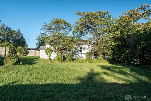 4250 Pleasant View Avenue, Dayton, OH 45420