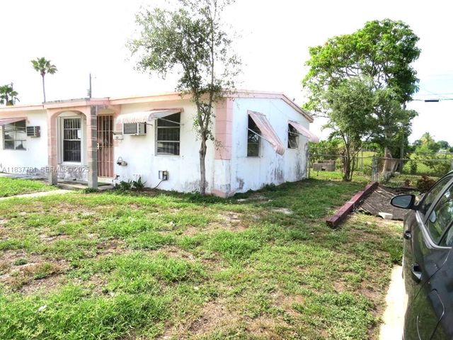 525 NW 16th Street, Pompano Beach, FL 33060