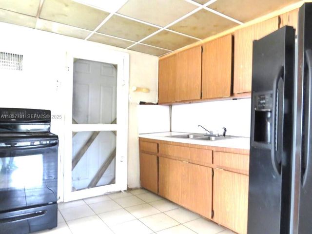 525 NW 16th Street, Pompano Beach, FL 33060