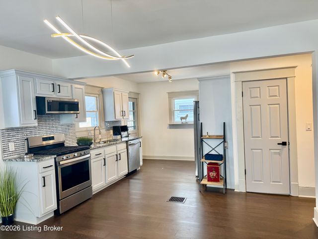 402 S 39th St, Louisville, KY 40212