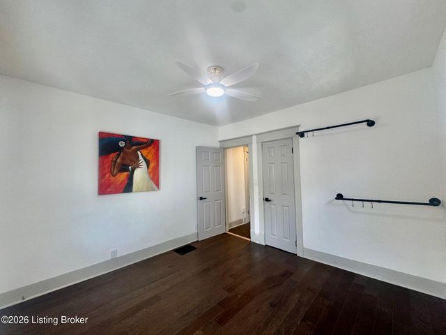 402 S 39th St, Louisville, KY 40212