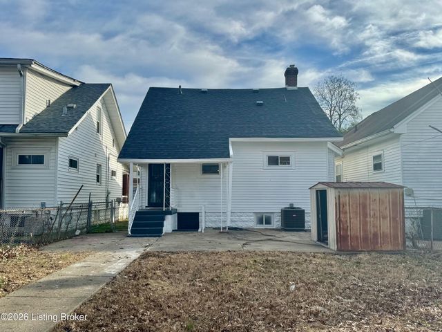 402 S 39th St, Louisville, KY 40212