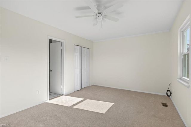 744 Lake Edward DR W, Virginia Beach, VA 23462