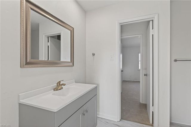 744 Lake Edward DR W, Virginia Beach, VA 23462