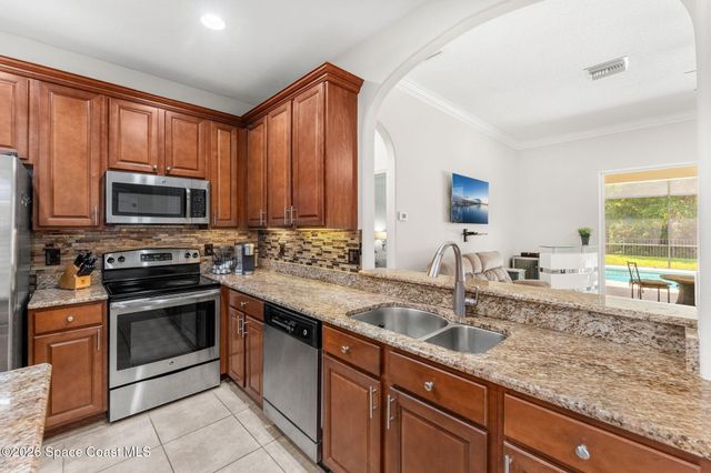 7657 Fieldstone Ranch Square, Vero Beach, FL 32967