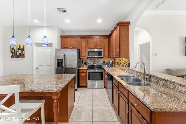7657 Fieldstone Ranch Square, Vero Beach, FL 32967