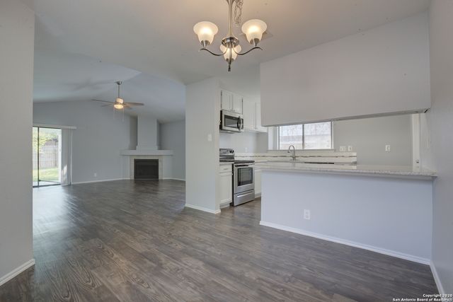 13239 Wood Climb, San Antonio, TX 78233