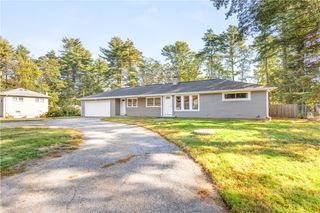 7 Circle Drive, Coventry, RI 02816