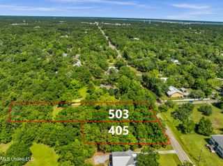 503 Nicholson Avenue, Waveland, MS 39576