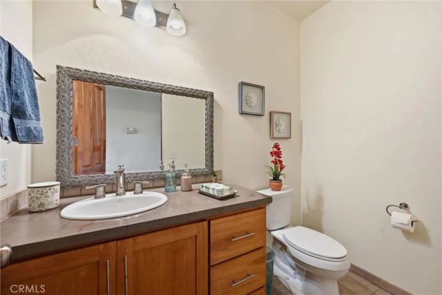 16542 Crescent Court, Hidden Valley Lake, CA 95467