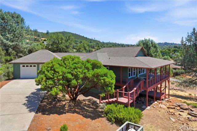 16542 Crescent Court, Hidden Valley Lake, CA 95467