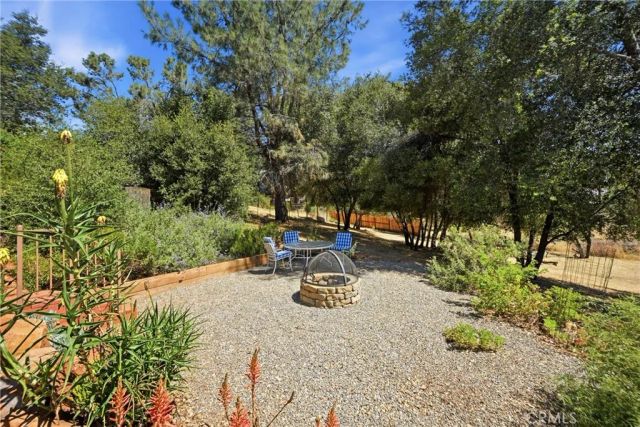 16542 Crescent Court, Hidden Valley Lake, CA 95467