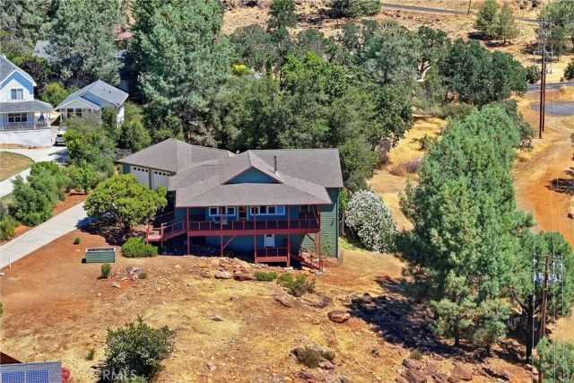 16542 Crescent Court, Hidden Valley Lake, CA 95467