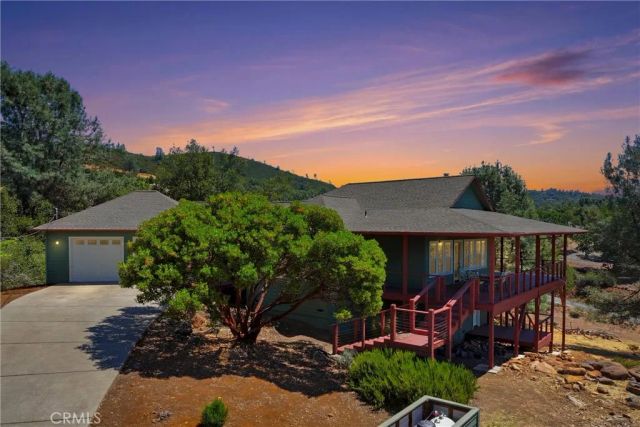 16542 Crescent Court, Hidden Valley Lake, CA 95467