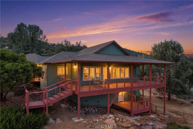 16542 Crescent Court, Hidden Valley Lake, CA 95467