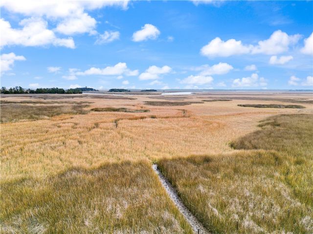 157 Belle Point Parkway, Brunswick, GA 31525