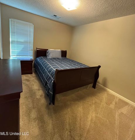 5512 Alexandria Lane, Southaven, MS 38671