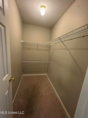 5512 Alexandria Lane, Southaven, MS 38671