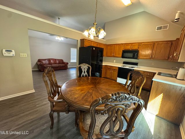 5512 Alexandria Lane, Southaven, MS 38671