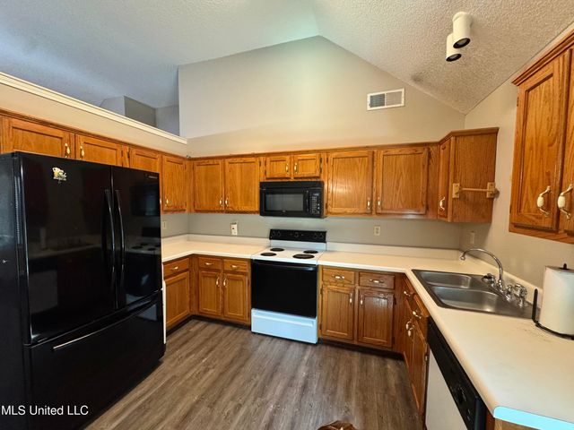 5512 Alexandria Lane, Southaven, MS 38671