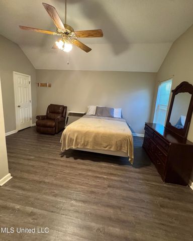 5512 Alexandria Lane, Southaven, MS 38671