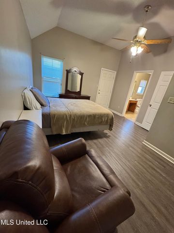 5512 Alexandria Lane, Southaven, MS 38671