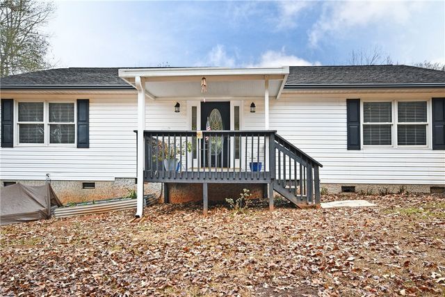 134 Rolling Drive, Westminster, SC 29693