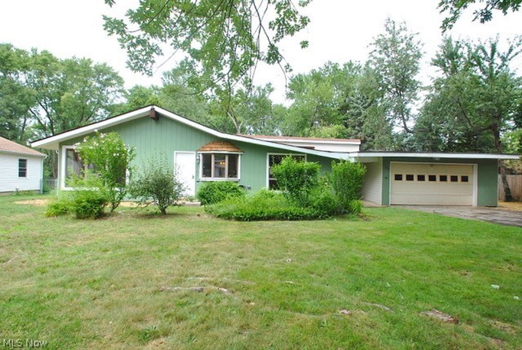 7101 Ivy Court, Mentor, OH 44095